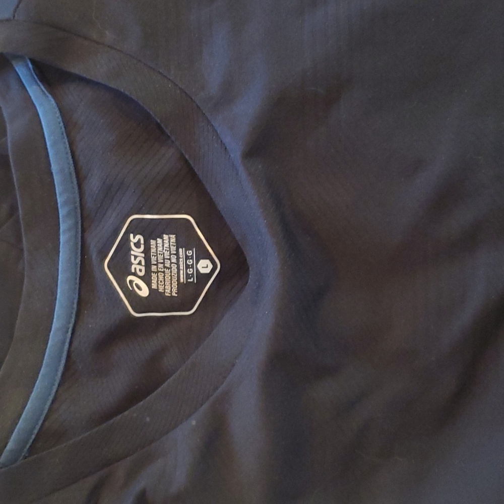Asics Black t shirt
